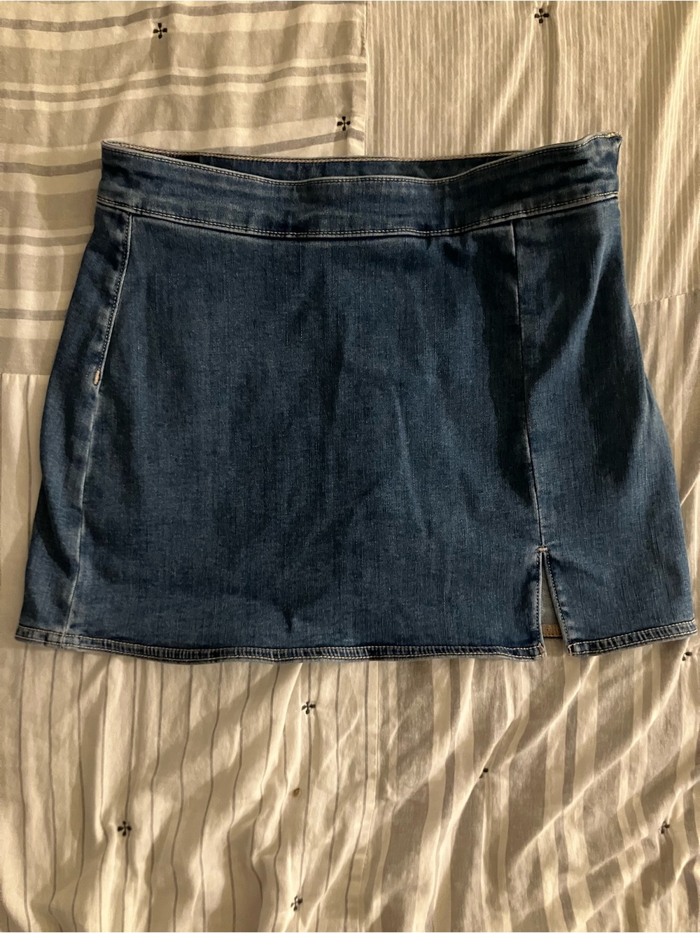 American Eagle Outfitters Dark Blue Denim Mini Skort Size 2